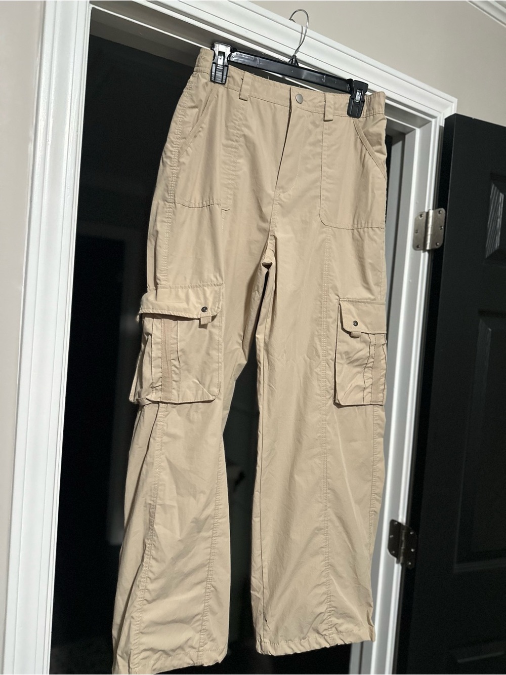 Women’s Beige Cargo Pants - Lightweight Utility Style Sz Large